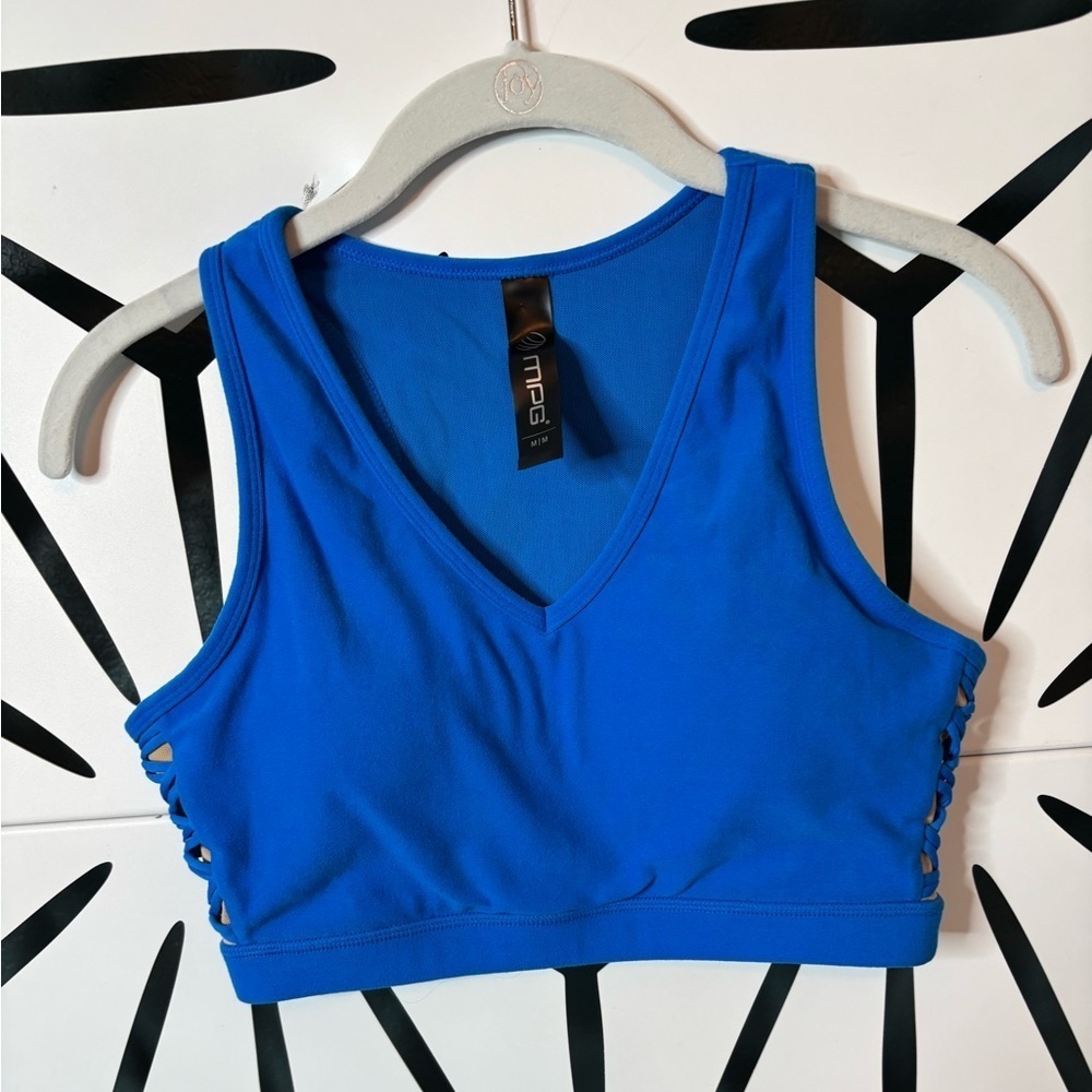 MPG Vibrant Blue V-Neck Sports Bra Size M